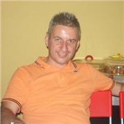 Ragioniere con più di 40 anni di servizio in amministrazione, finanza e controllo. Lezioni per studenti scuole superiori